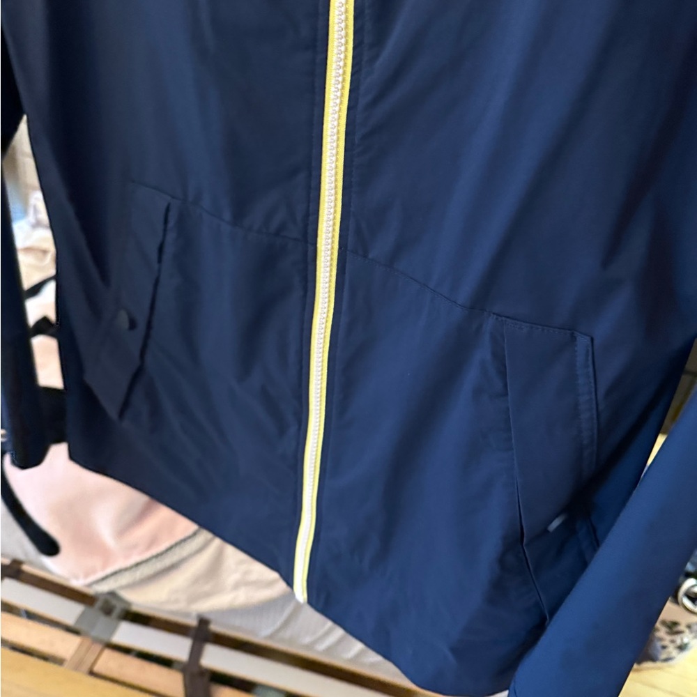 Hunter Dark Blue Jacket With Light Gray Lining - image 3